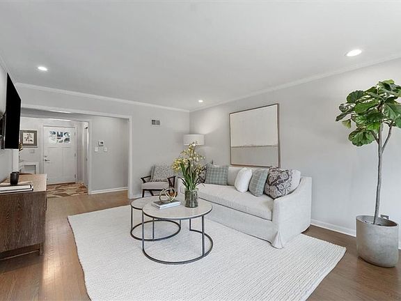 5th image of 1201 W 67th St