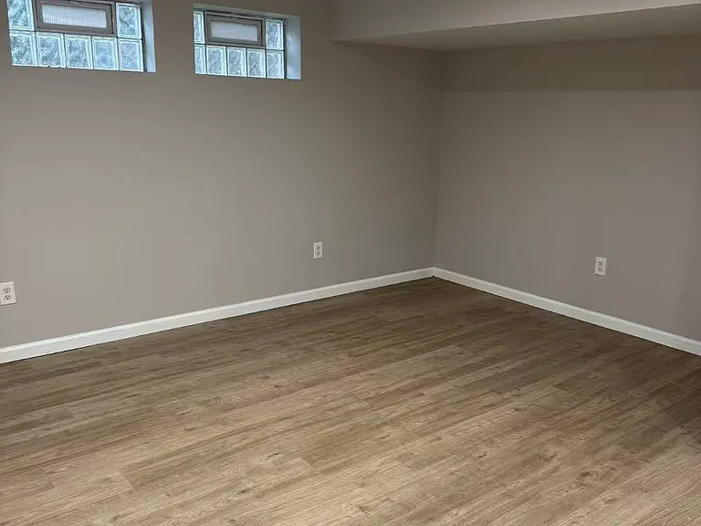 7469 Fitzroy Ct — Photo 28
