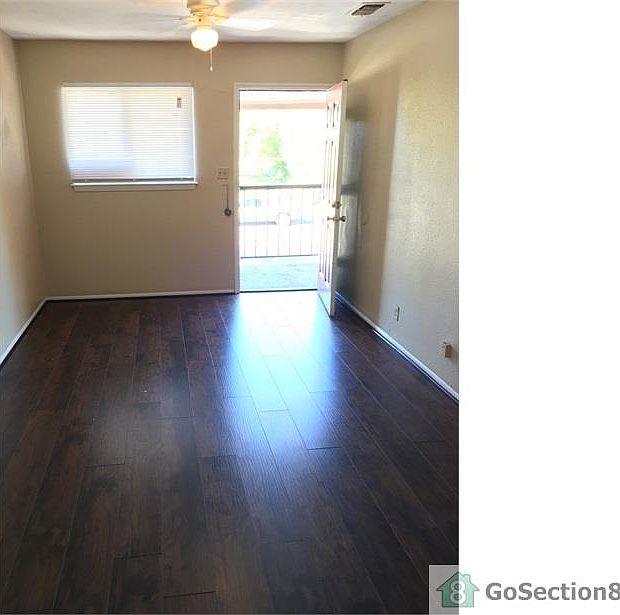 1st image of 3410 W Martin St APT 105