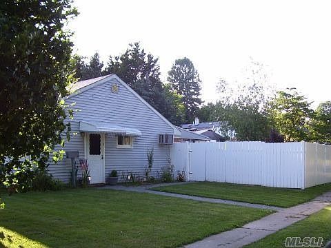 1st image of 49 Southridge Dr