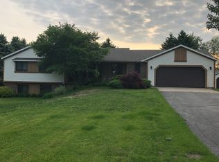 13901 12th Ave, Marne, MI 49435