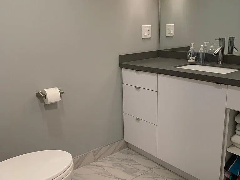 408 E 8th St #3A — Photo 22
