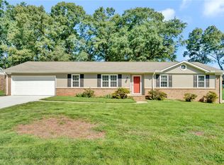 509 Rosebud Ln, Greer, SC 29650