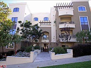 1st image of 2347 Fox Hills Dr #402