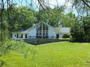 435 S Mason Rd, Saint Louis, MO 63141