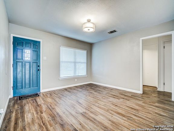 5th image of 3002 Hatton St