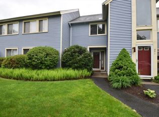 493 Nassau Dr #493, Springfield, MA 01129