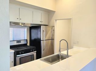 4208 Russell Ave APT 6, Los Angeles, CA 90027