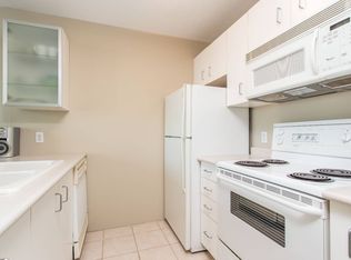 438 Seymour St #806, Vancouver, BC V6B 6H4