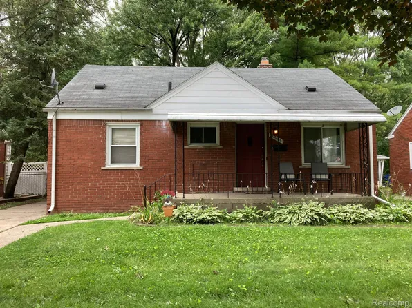26686 Southwestern Hwy, Redford, MI 48239