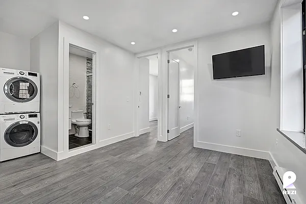 Rented by REZI | media 1