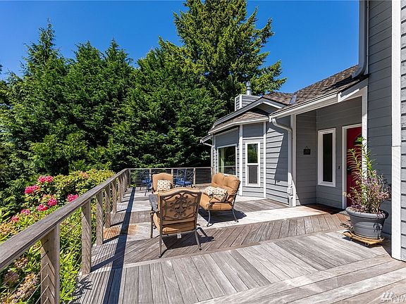 Ipe decking to front door will last a lifetime!