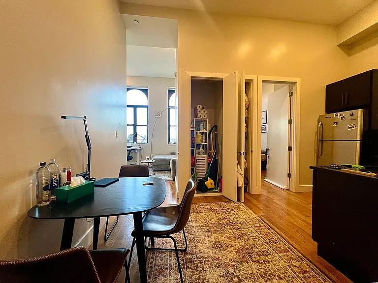 53 S 11th St #6A — Photo 7
