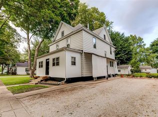 202 S Saint Marie St, Blue Mound, IL