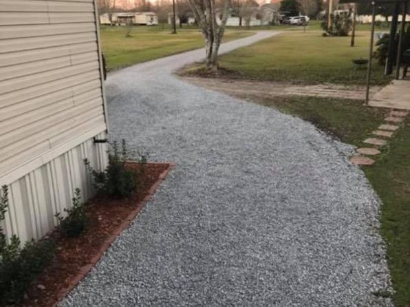 8415 General Collins St