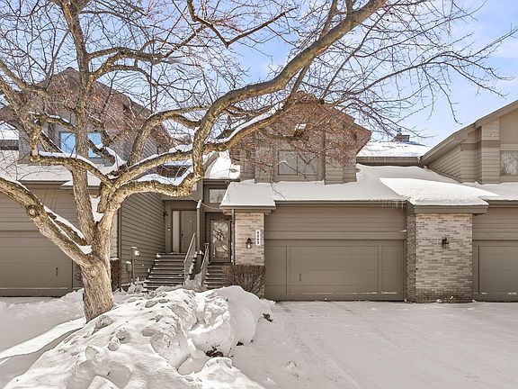 2nd image of 6263 Sequoia Cir