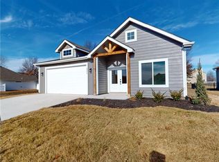 5024 Cedar Grove Way, Lawrence, KS 66049