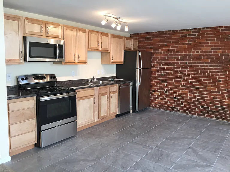36 Abbott Street — Photo 24