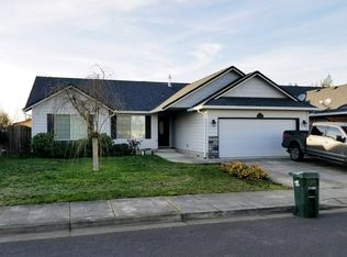 1353 Creswood Dr, Creswell, OR 97426