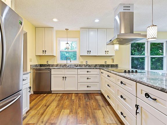 4th image of 509 Lower Heritage Way