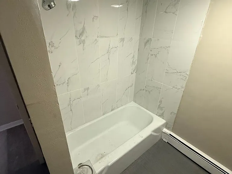 2415 Paradise Blvd — Photo 9