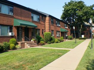 2163D N Central Rd #D, Fort Lee, NJ 07024