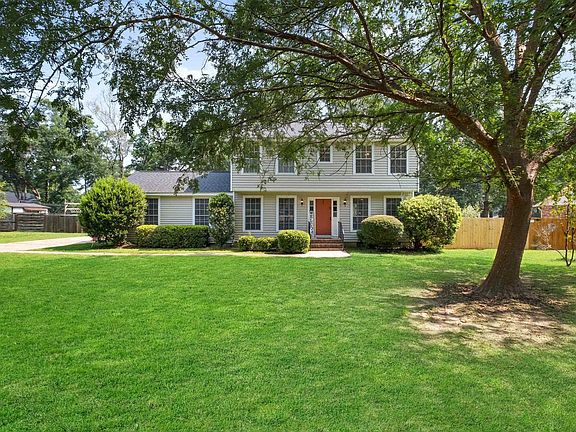2nd image of 3236 Cranleigh Dr