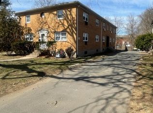 18 Deerfield Ct APT A, East Hartford, CT 06108
