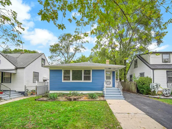 539 E 147th Pl, Harvey, IL 60426