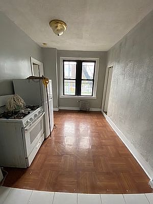 1st image of 322 E 126th St APT 17F