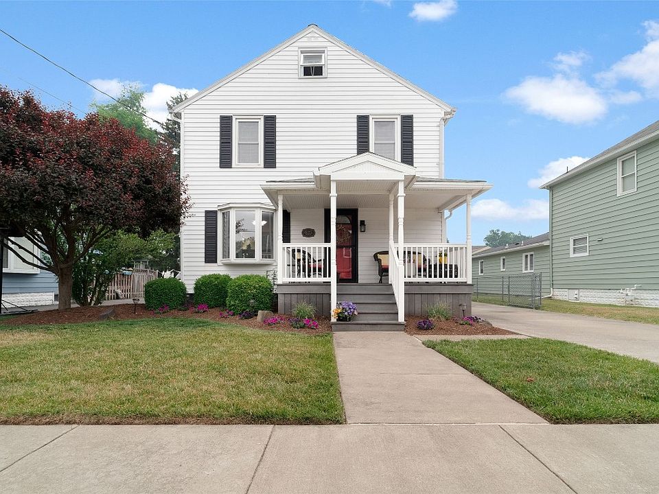 1st image of 625 Wilma St