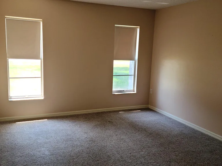 10176 Thayer St — Photo 11