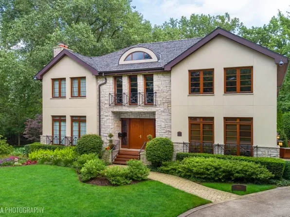 1854 Bosworth Ln, Northfield, IL 60093
