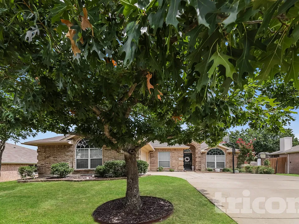 1505 Avonlea Dr