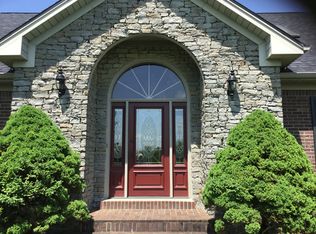 1004 Putter Point, Lawrenceburg, KY 40342