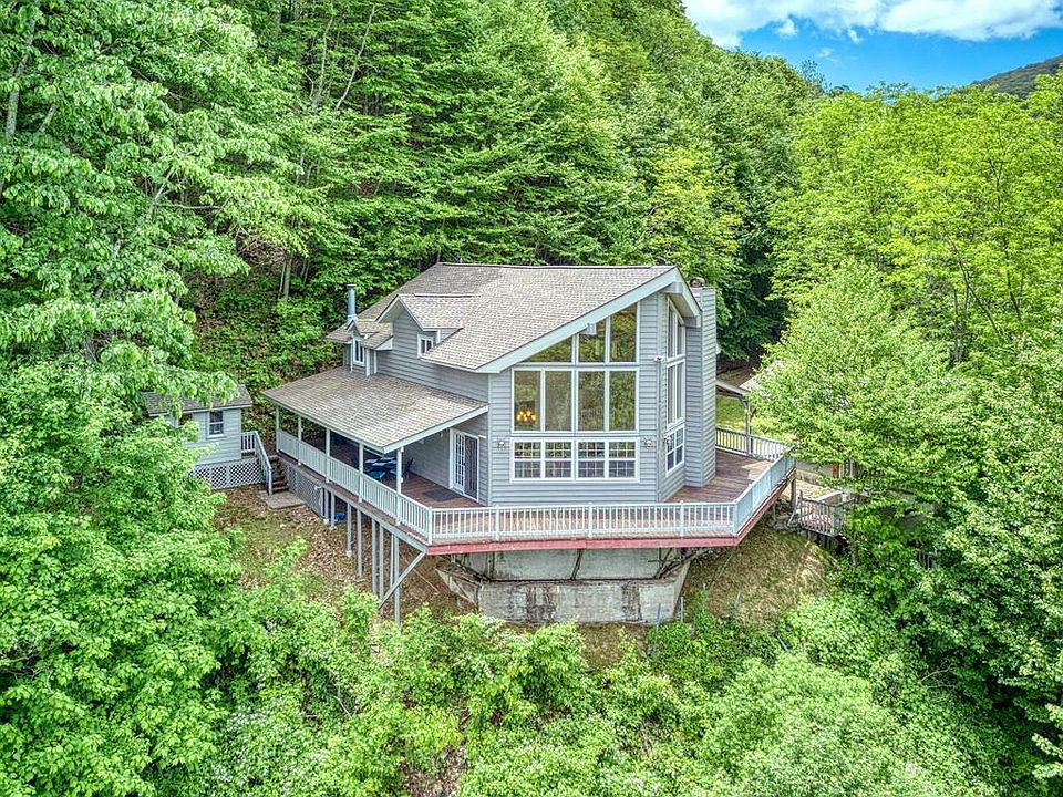 1st image of 230 Dolphin Dr
