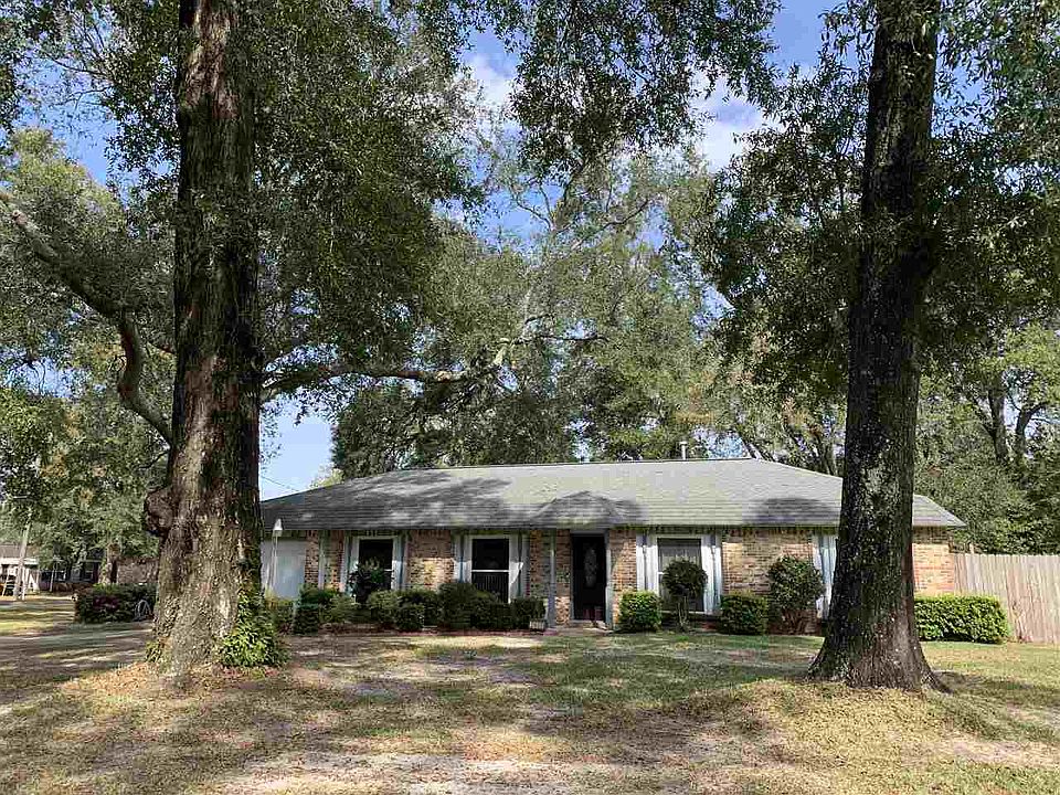 1st image of 3600 Gatewood Dr