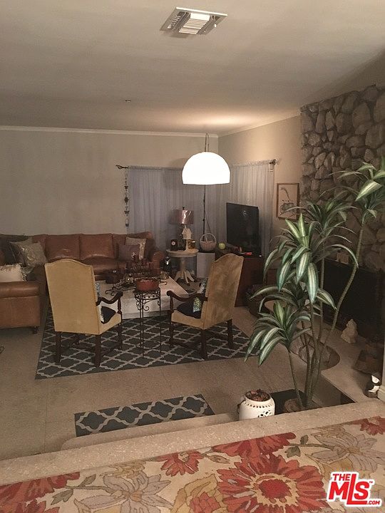2nd image of 5020 W Slauson Ave