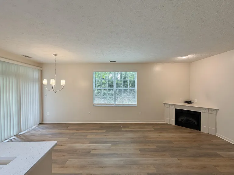 Castle Ridge — Photo 28