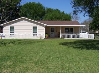 10275 N H St, La Porte, TX 77571