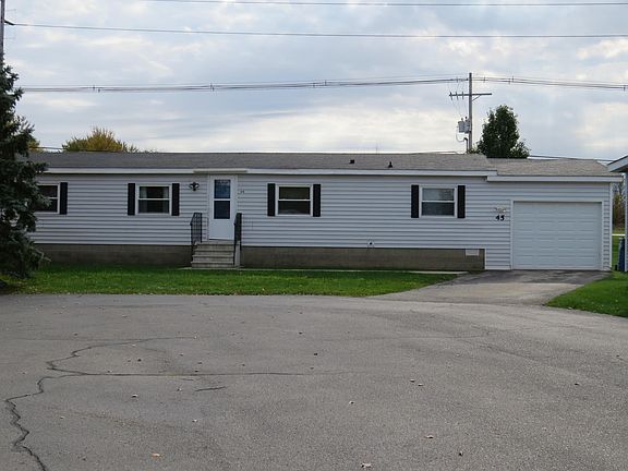 2nd image of 155 E 48th St Lot 45