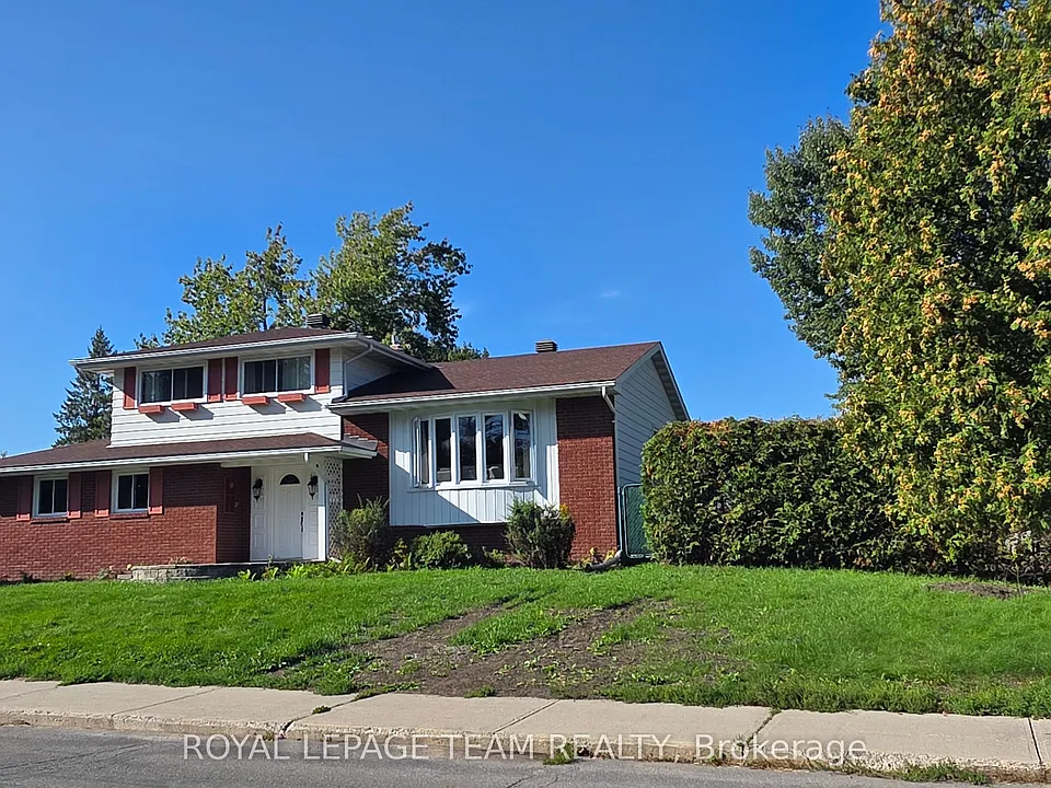13 Ridgeburn Gate