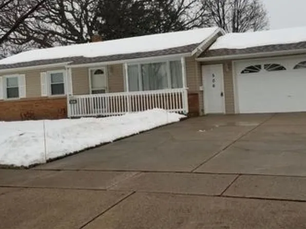 506 Connecticut Dr, Portage, MI 49024