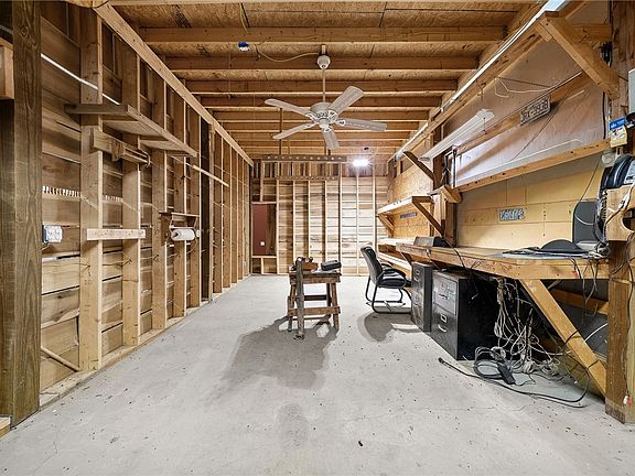 5th image of 185 Dutch Glory Rd