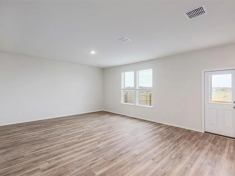 212 Sugar Cane Rd — Photo 9