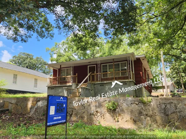 1329 Sunnyside St, Florence, AL 35630