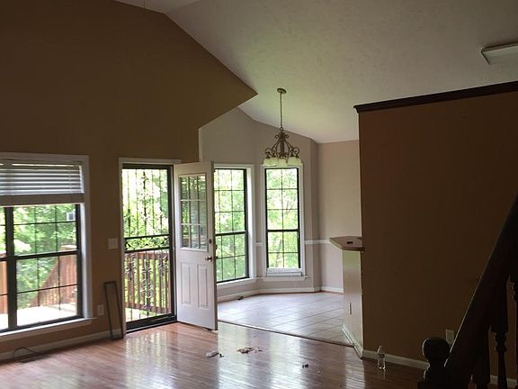 Large rooms with open floorplan