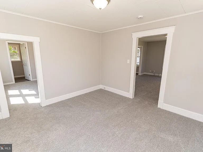 1507 Race St — Photo 23