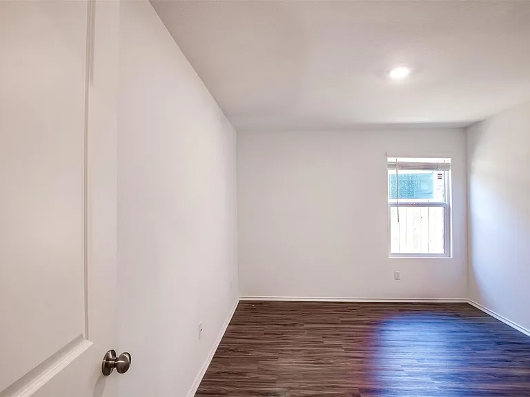 614 Milliner Loop — Photo 7