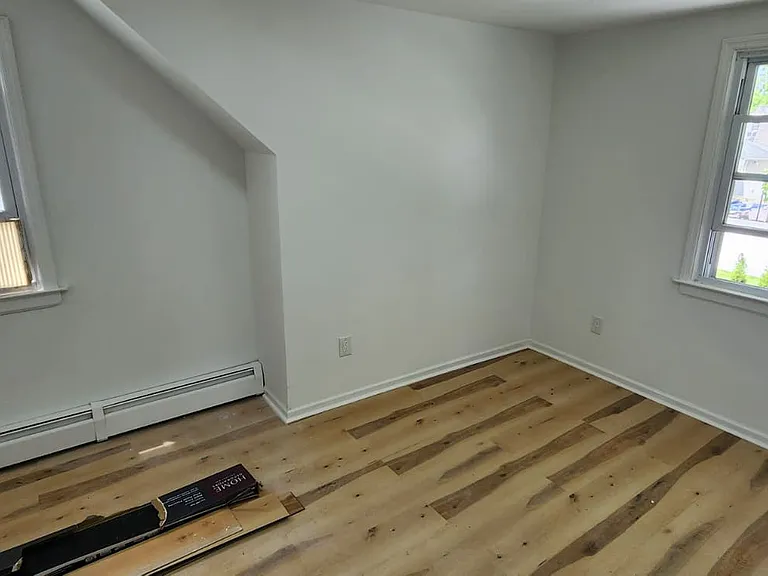 1502 Sunnyfield Dr — Photo 13